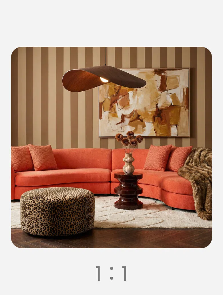 Showcase - modern sofa smart crop 1 by 1