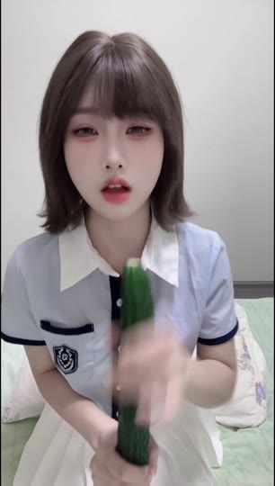 【在线播放】沛沛ASMR 黄瓜-asmr小喵
