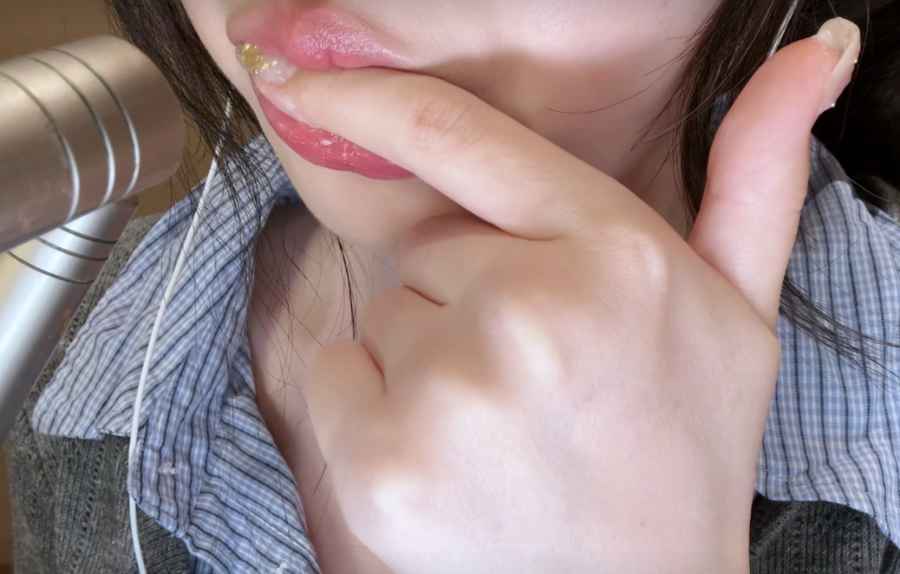 【在线播放】椰椰拿铁助眠 2609近距离甜手指-asmr小喵