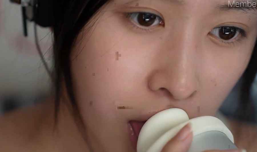 【在线播放】椰子ASMR 素颜贴贴掏耳-asmr小喵