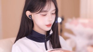 【在线播放】尤优Baby 剧情：从校园学生装到婚纱新娘，再到人鬼情未了的阴阳相隔-asmr小喵